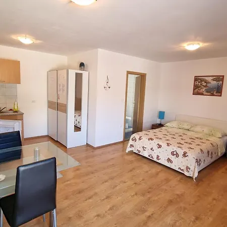 Apartmani Barbara Brsec Exterior photo