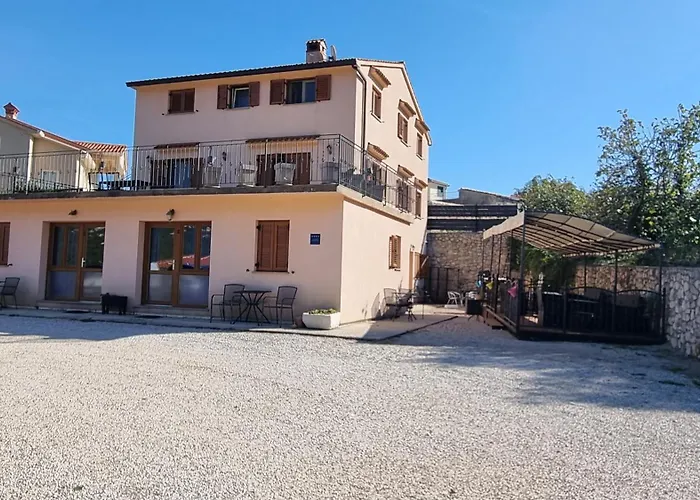 Apartmani Barbara Brsec